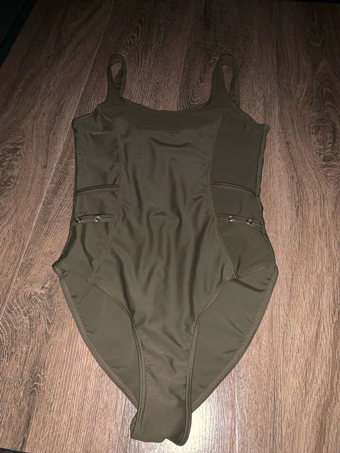 Maillot de bain une pièce kaki