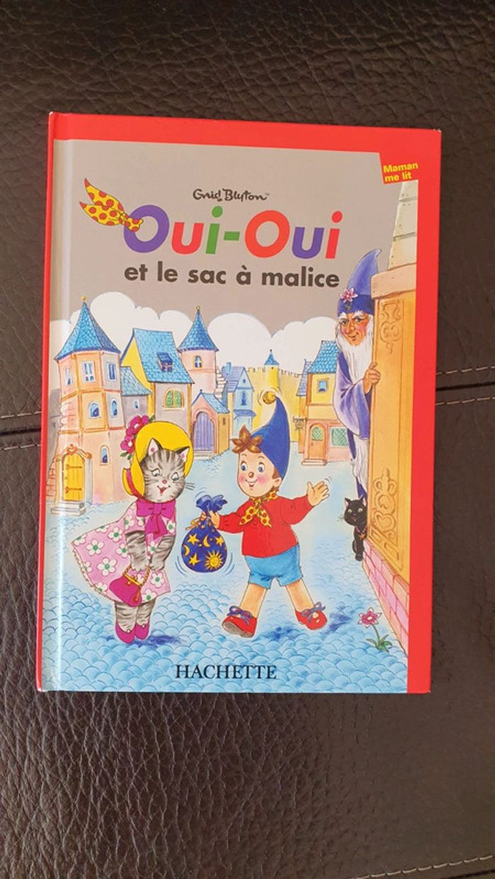 Lot livres Oui-Oui collection "Maman me lit", la bibliothèque Hachette des Petits - photo numéro 6
