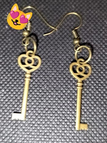 Boucle d'oreille bronze coeur