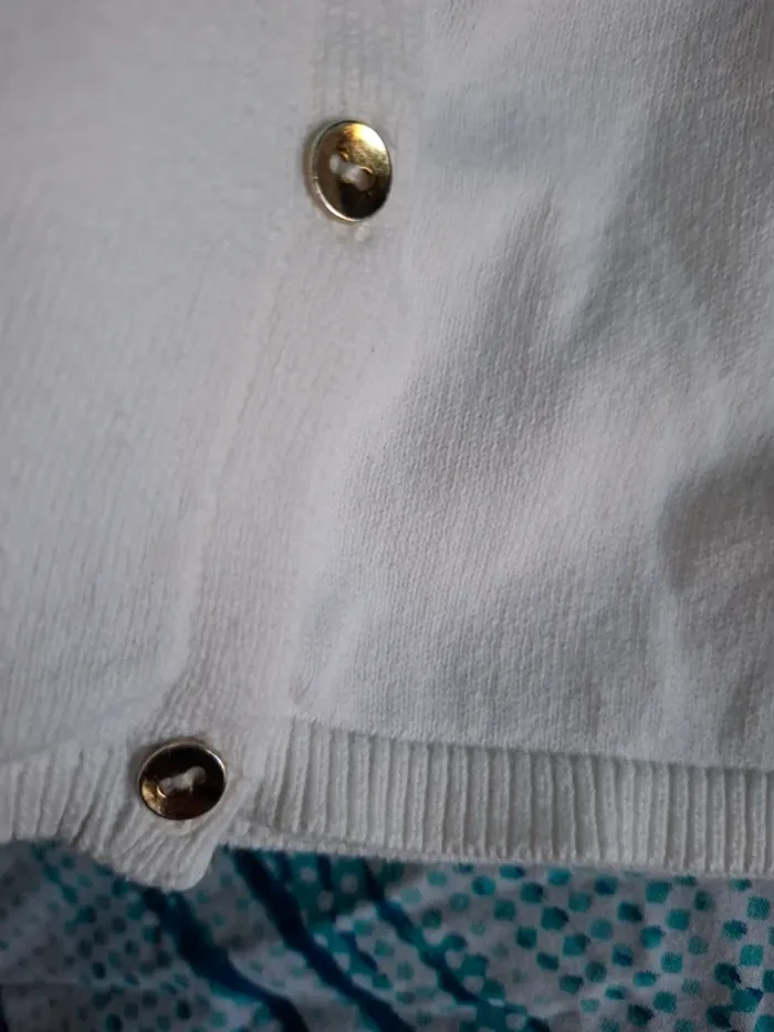 Gilet blanc Kiabi 10 ans - photo numéro 3