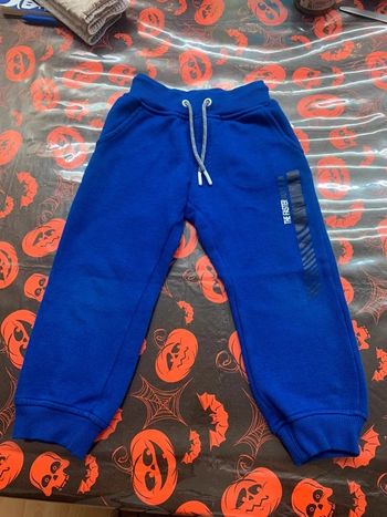 Pantalon  de jogging 4 ans