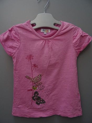 T-shirt rose à manches courtes
