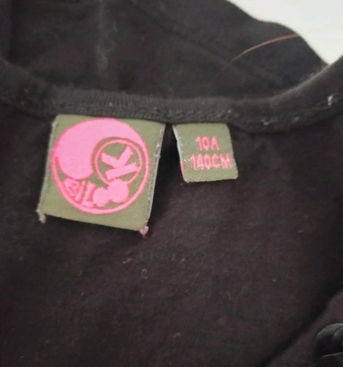 Débardeurs 10 ans - photo numéro 3