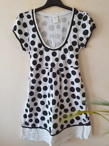 Robe à pois cintrée tunique
