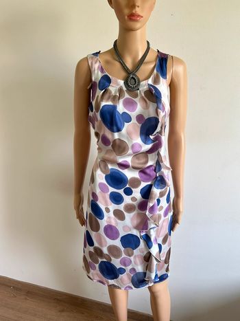 Robe blanche et imprimée sans manches JBC taille 38 TBE