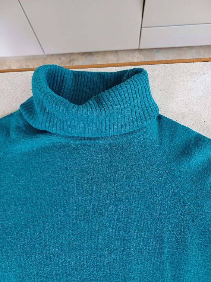 Pull col roulé taille 2 - photo numéro 3