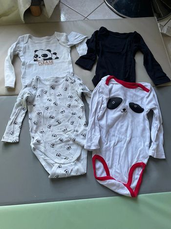 Lot de 4 bodies manches longues 18 mois