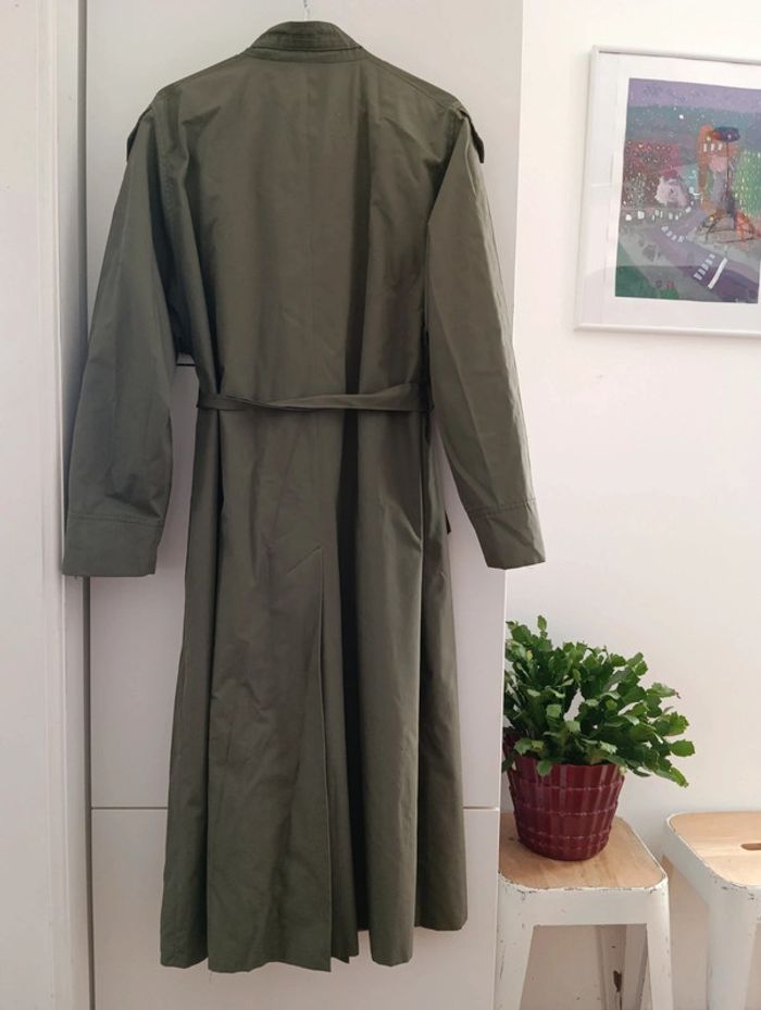 Trench kaki vintage
Taille 42 - photo numéro 10