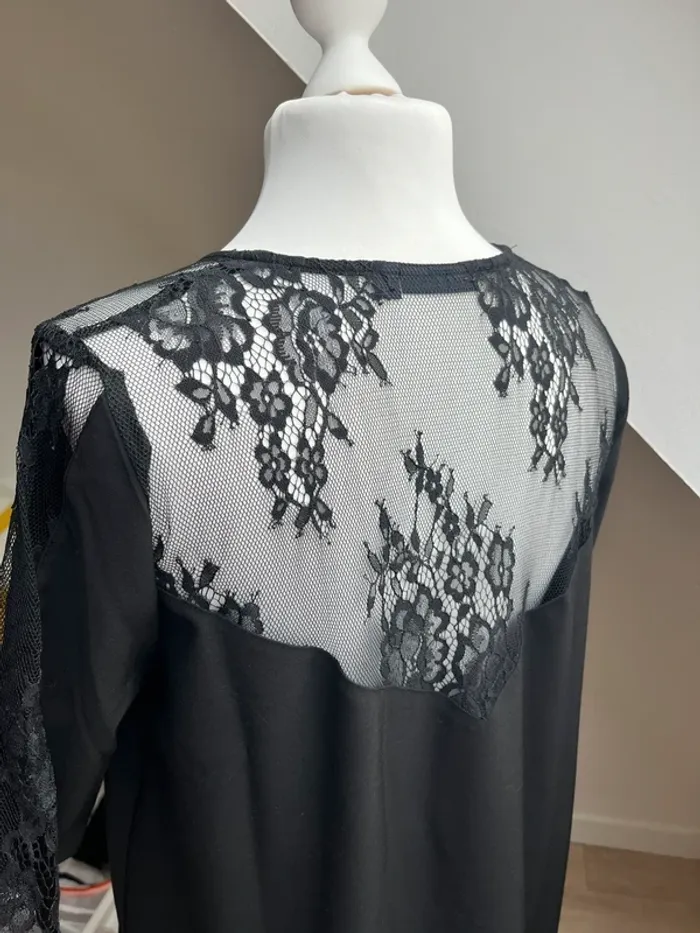Robe noire - photo numéro 3