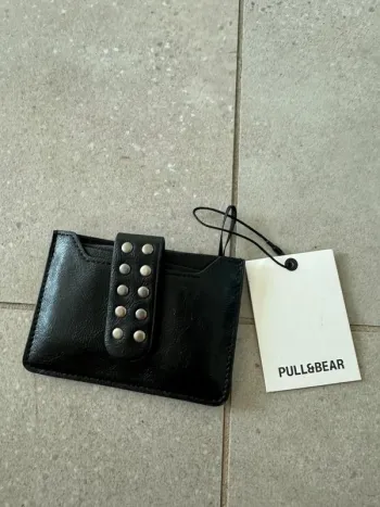 Porte monnaie Pull & bear, neuf avec étiquette, 11,5x8,5cm