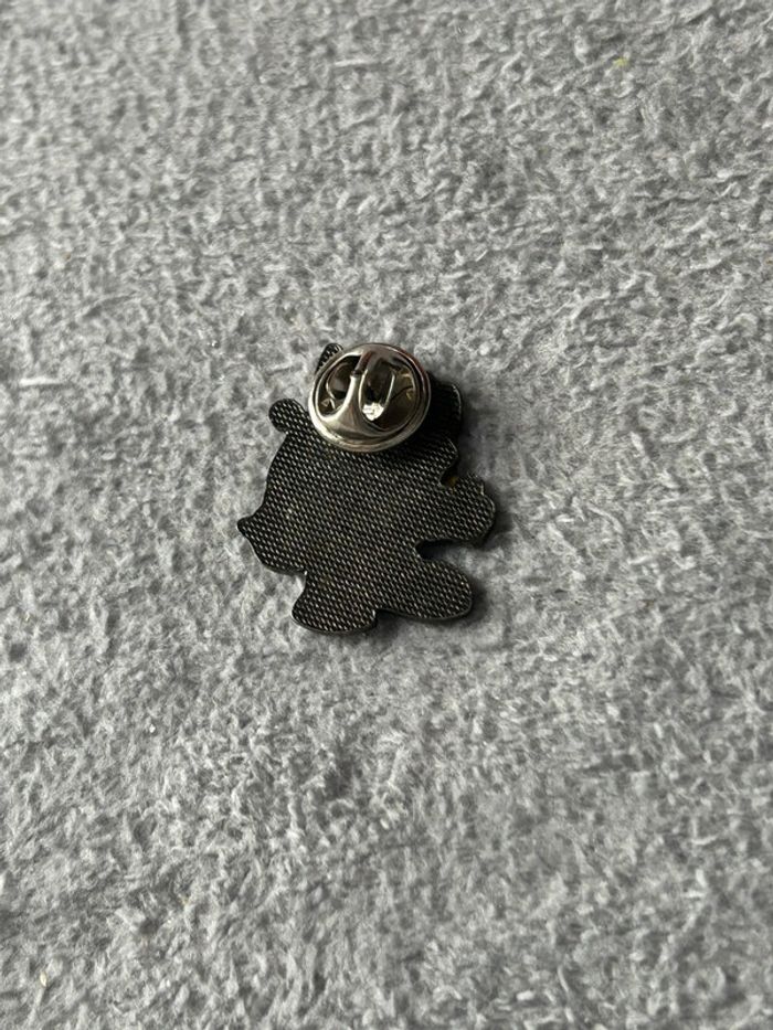 Pin’s broche bd Sparkster Rocket Knight - photo numéro 2