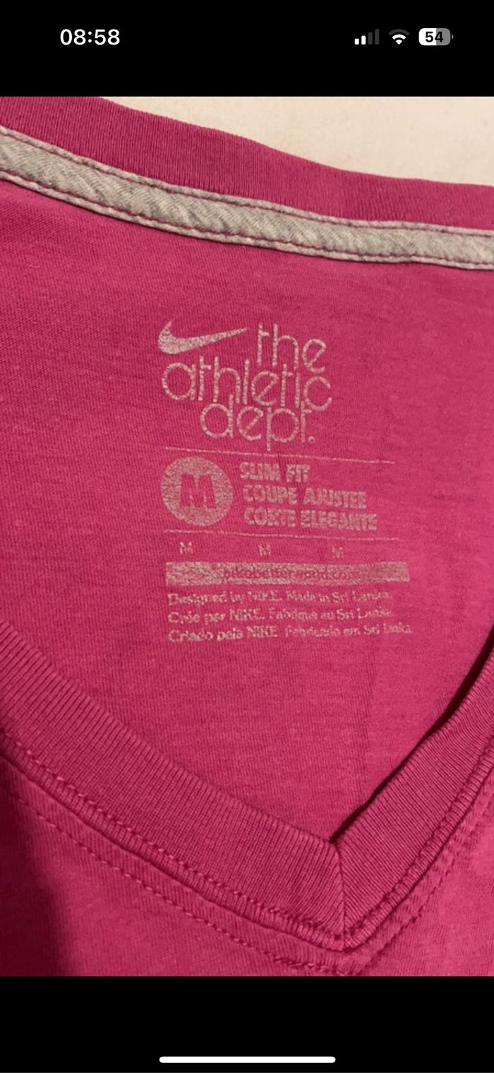 Tee shirt Nike rose - photo numéro 3