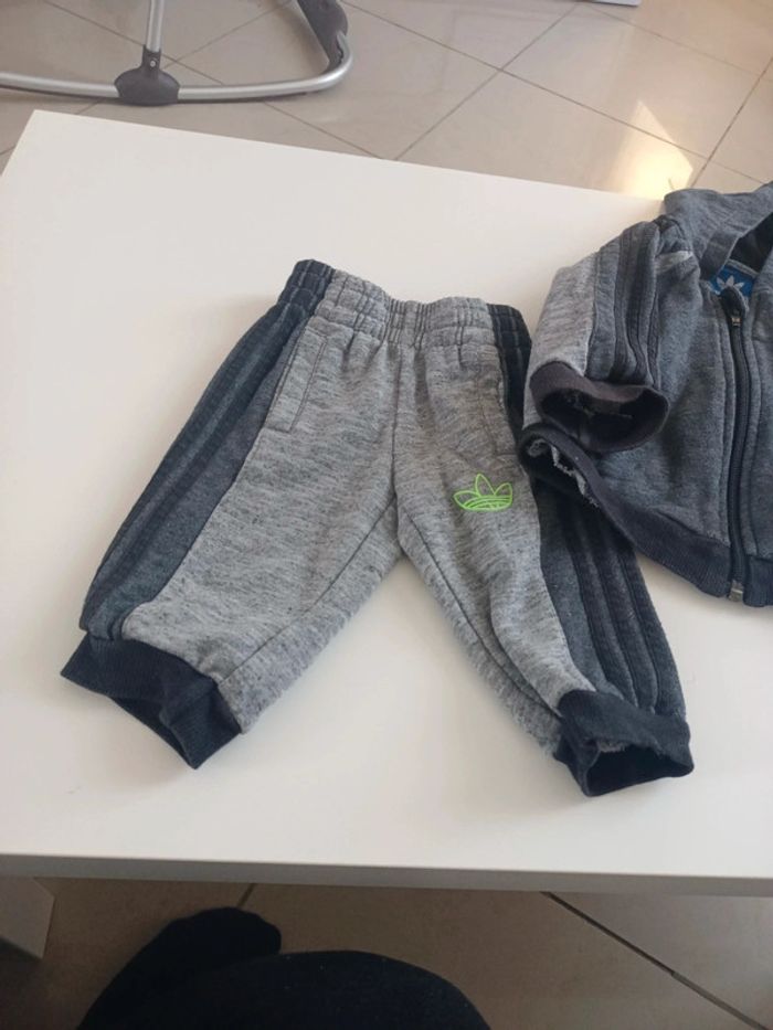 Ensemble sport - photo numéro 2