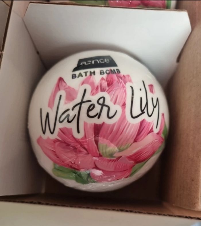 Bombes de bain 180g chacune - photo numéro 3