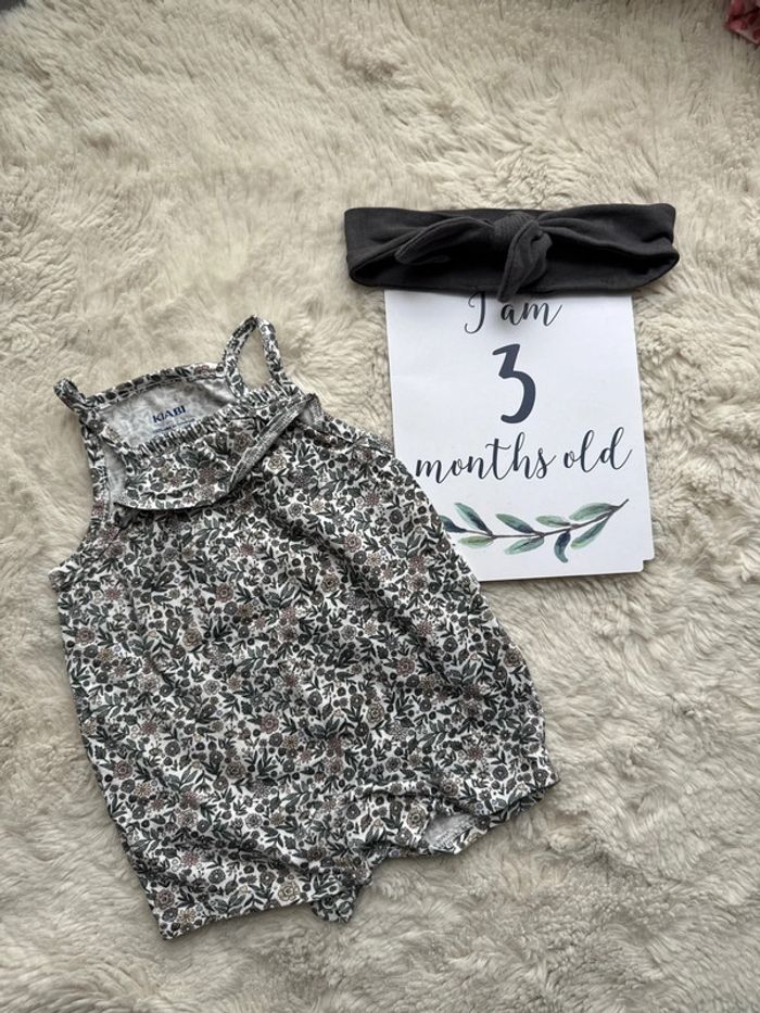 Combi short body fleur noir mignon kiabi et son bandeau 3 mois