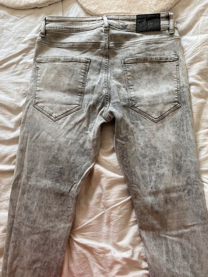 Jean super skinny Bershka taille 38 - photo numéro 4