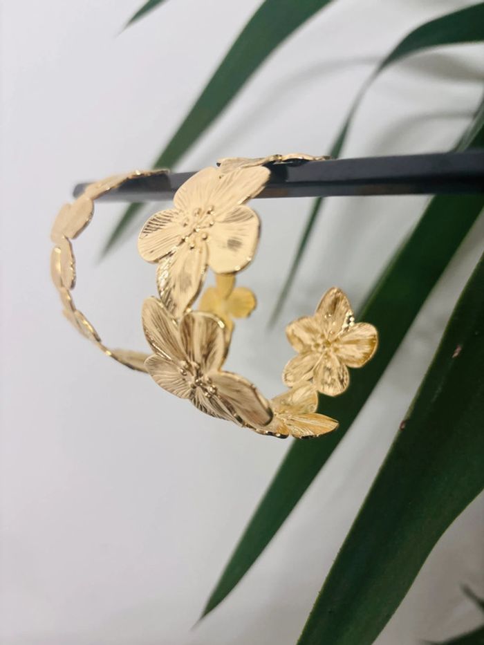 Bracelet tendance cadeau femme acier inoxydable fleur - photo numéro 3