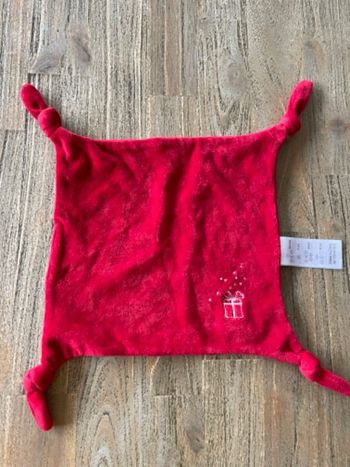 Doudou plat motif cadeau - vertbaudet