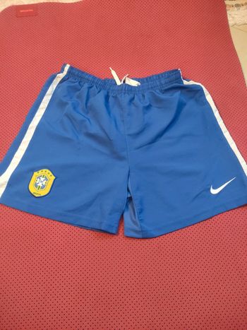 Short de foot Brésil, Nike Authentique Officiel taille enfant 12/13 ans