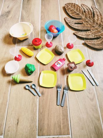 🥬Dinette lot service vaisselle avec légumes aliments en plastique marque Ecoiffier