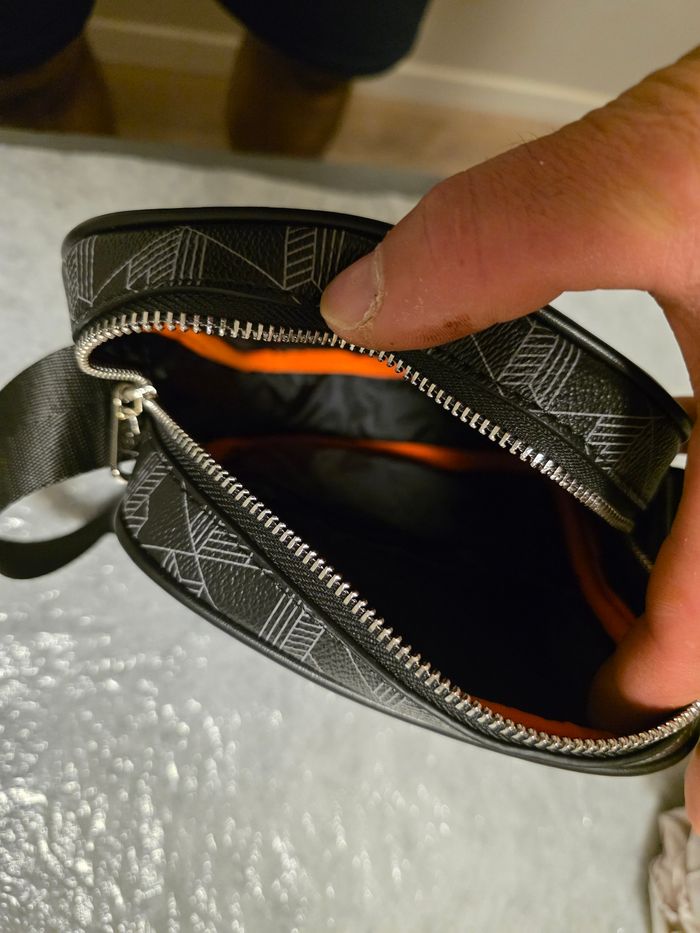 Sac à bandoulière Lacoste - photo numéro 8