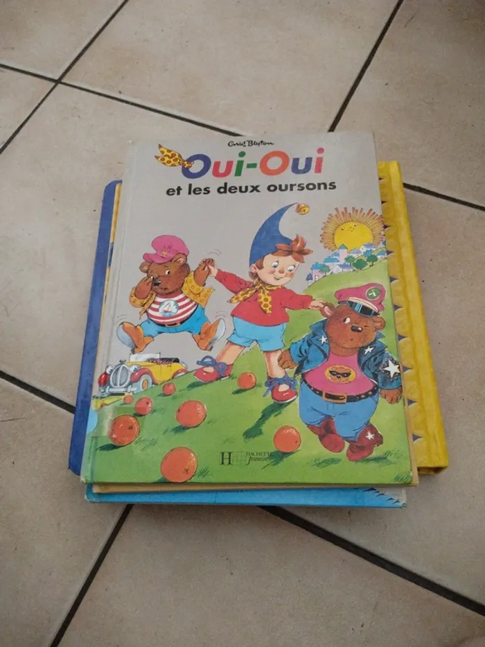 Lot livres oui-oui - photo numéro 10