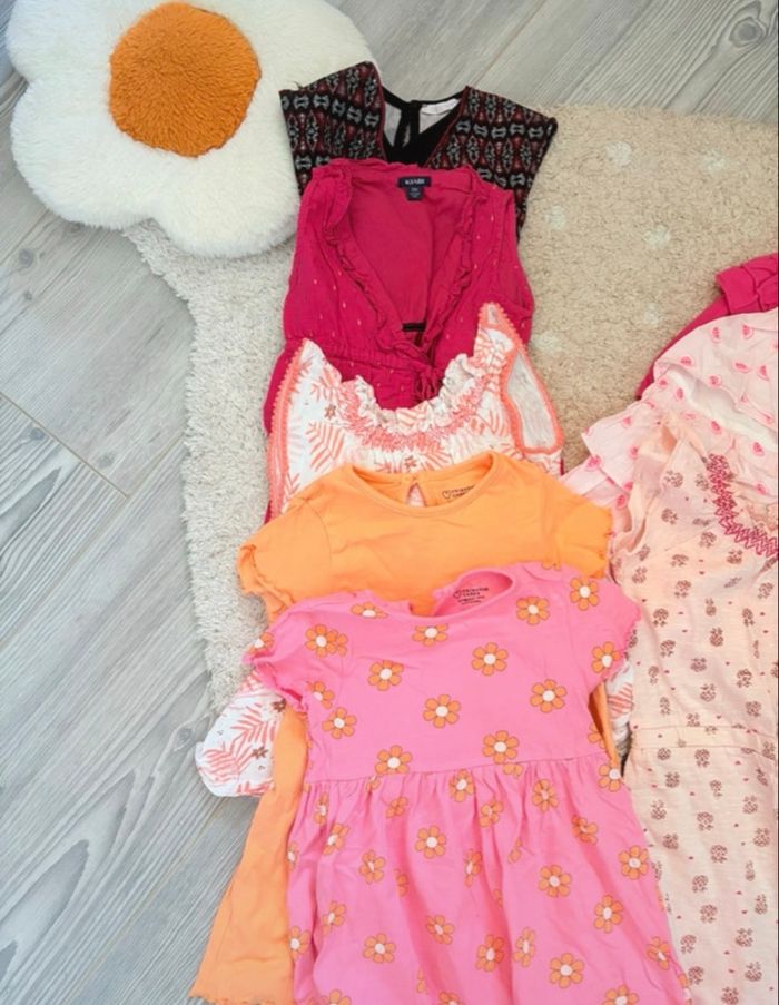 Lot vêtements été fille 12 mois - photo numéro 2