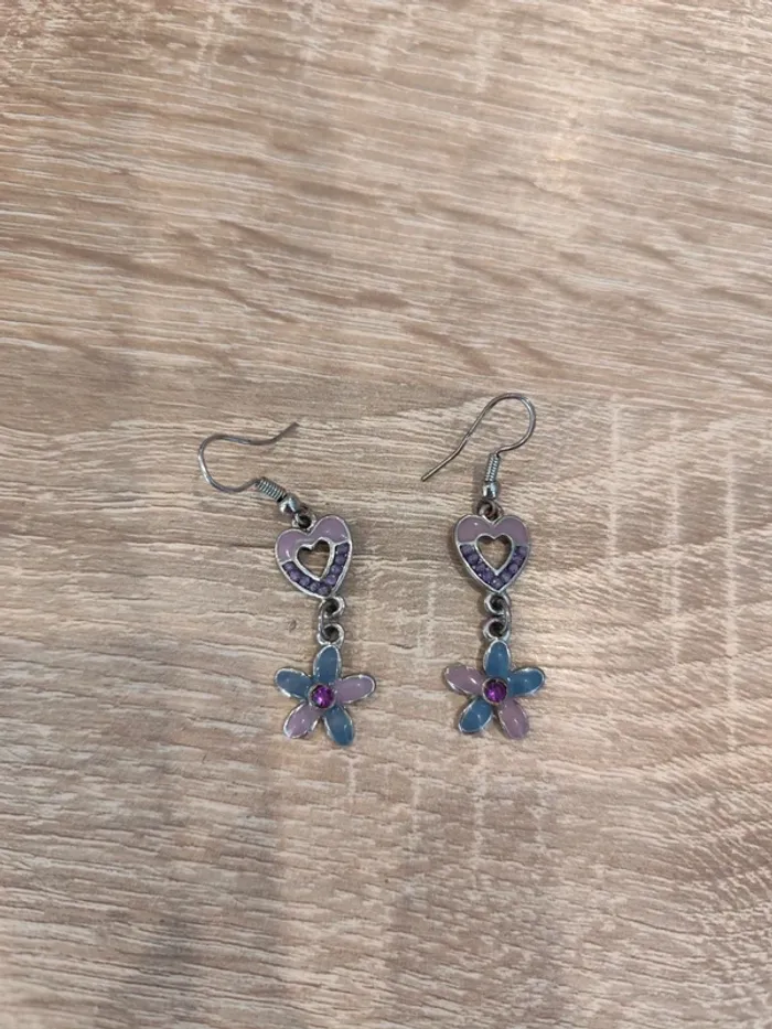 Boucles d'oreilles violette