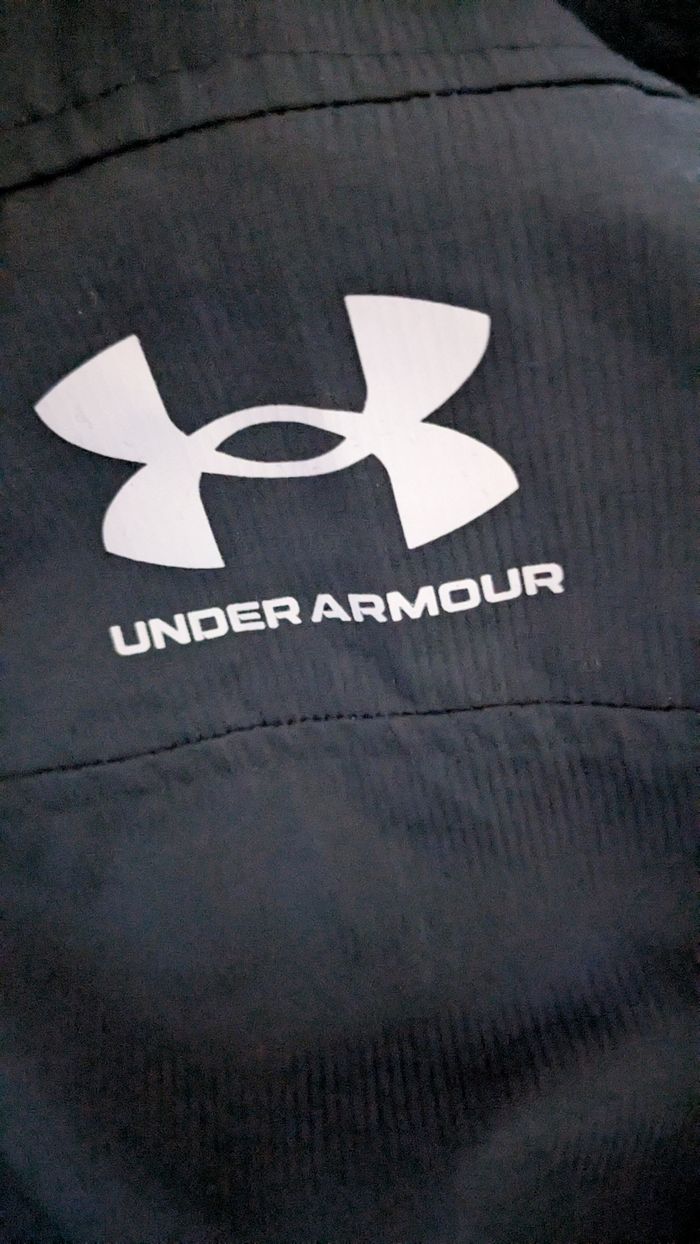 Coupe-vent under armour garçon neuf - photo numéro 2