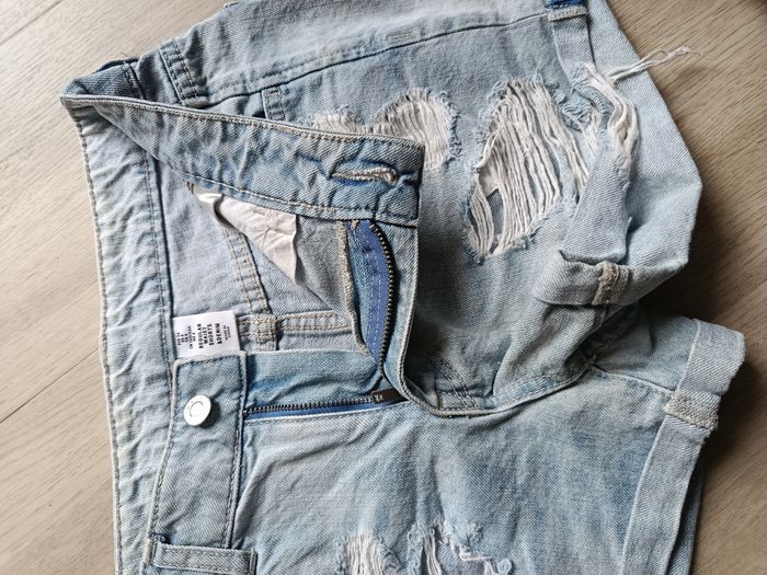 Short en jean taille 34 - photo numéro 4