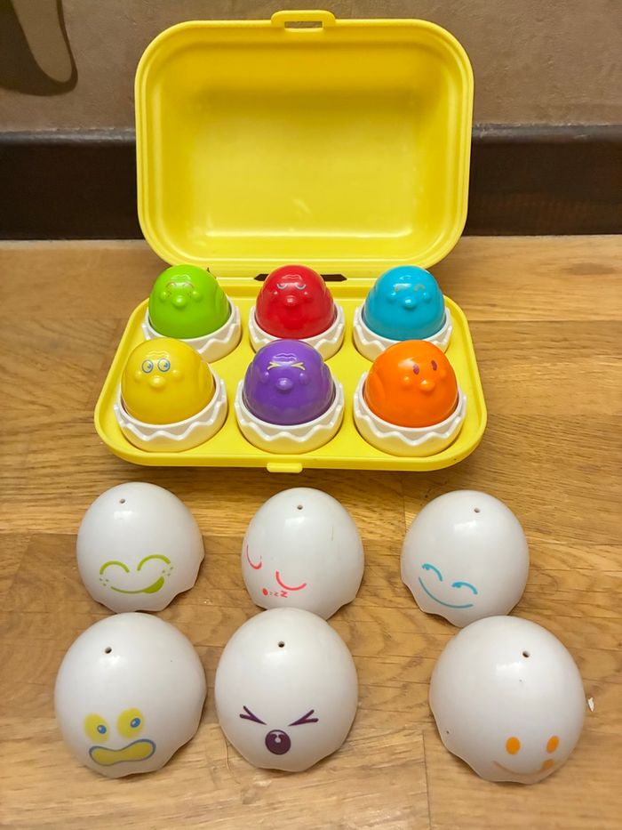Boîte à œufs Tomy toomies piou piou surprise - photo numéro 1