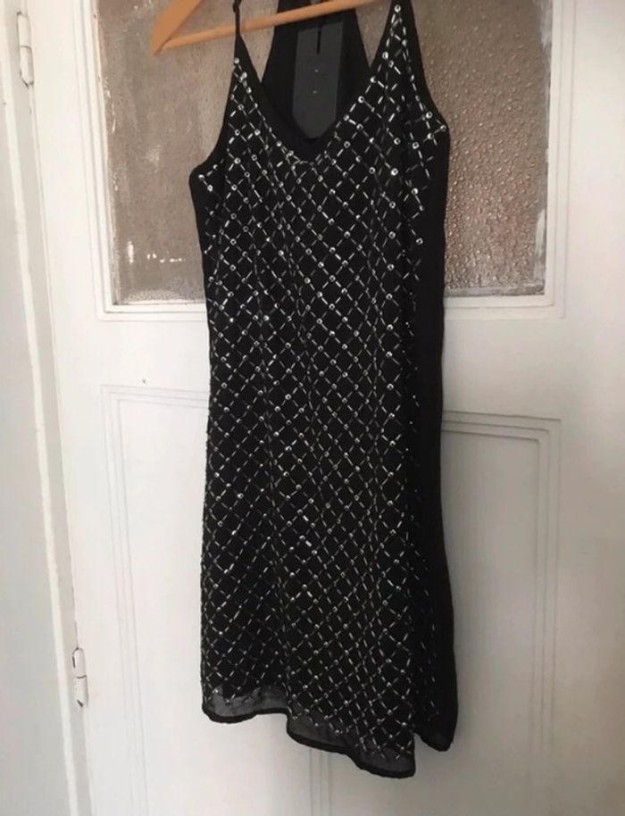 Robe/tunique Marque Bershka neuve avec étiquette taille XS - photo numéro 3