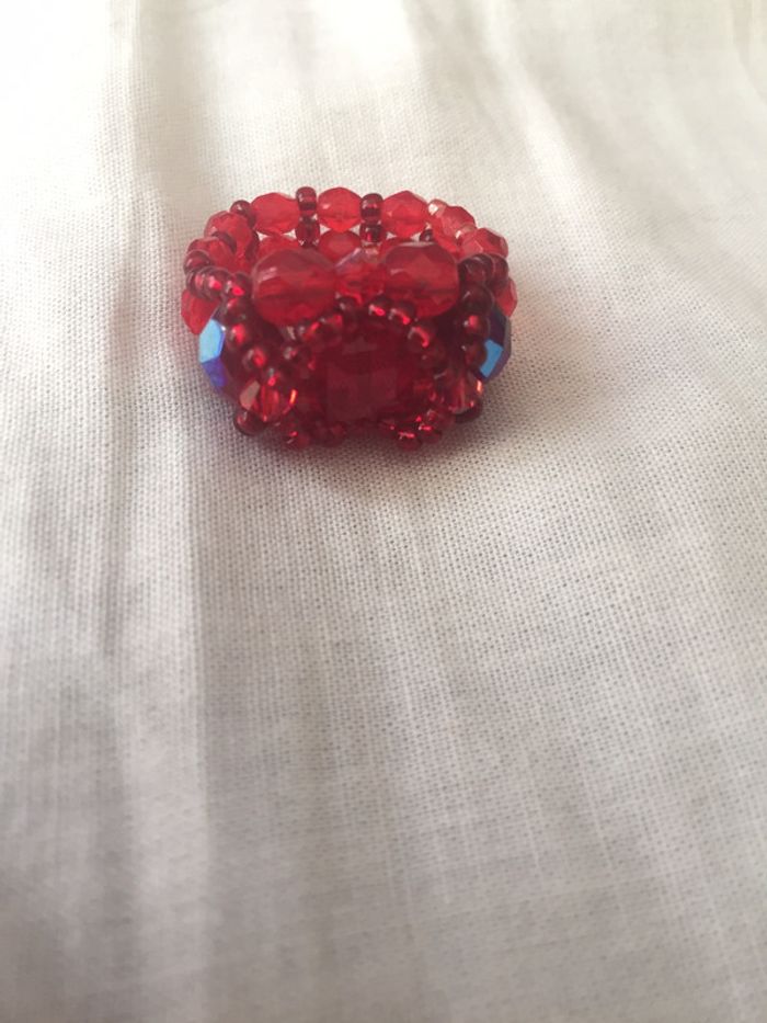Bague en perles rouge - photo numéro 5