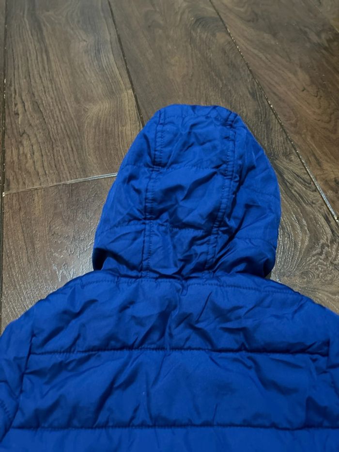 doudoune à capuche bleu électrique kiabi 3 ans - photo numéro 5