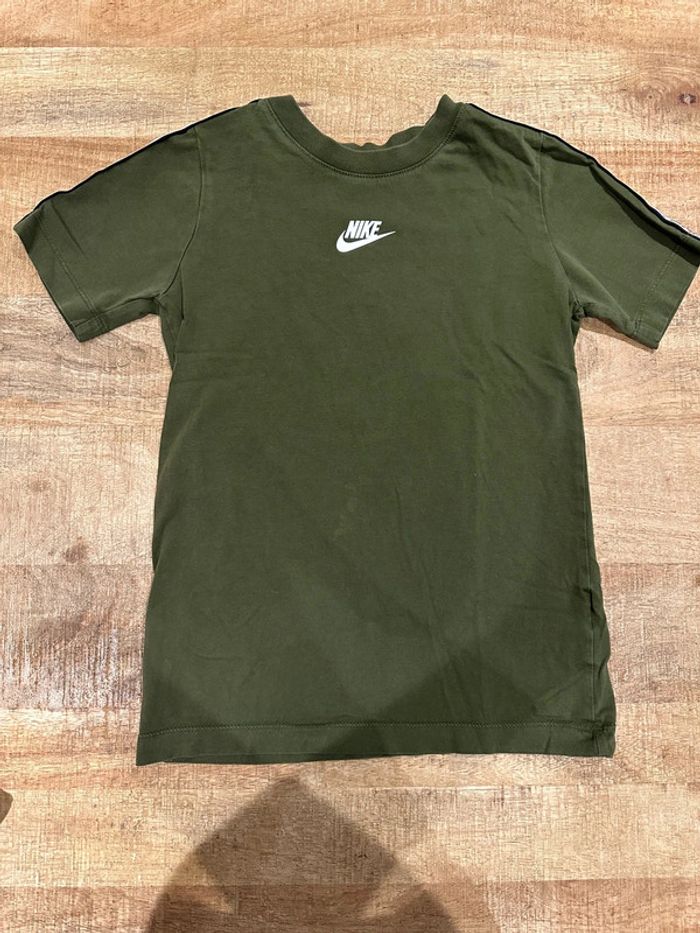 Tee-shirts - photo numéro 11