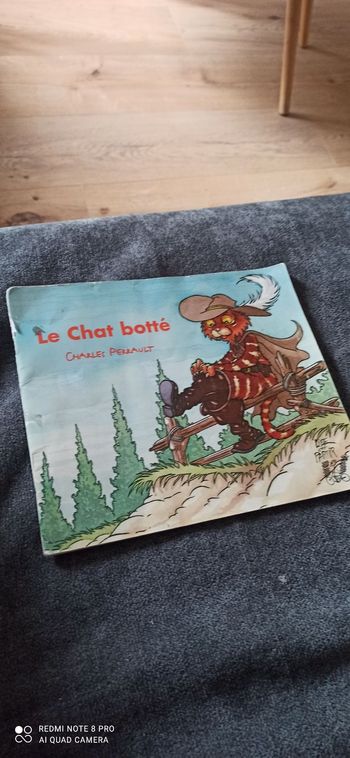 Livre le chat botte de Charles Perrault