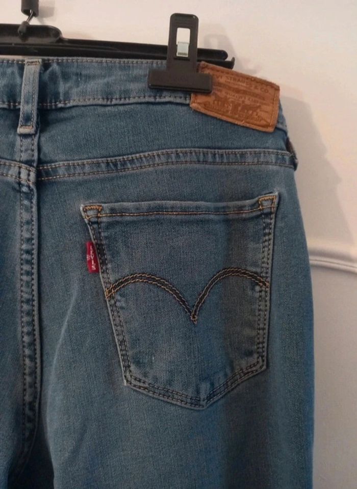 Jeans skinny. Taille 27. Levi's - photo numéro 6