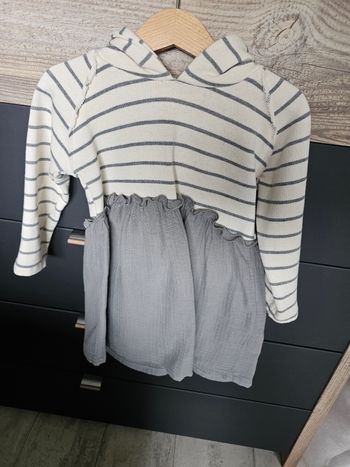 Robe zara neuf sans étiquette
