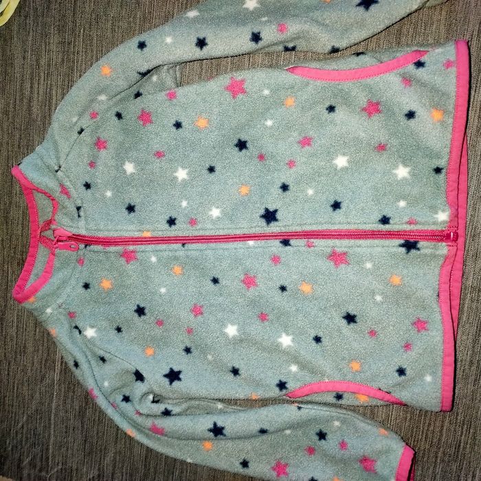 Gilet et bonnet assorti 4 ans - photo numéro 2