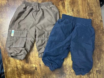 2 pantalons 6m