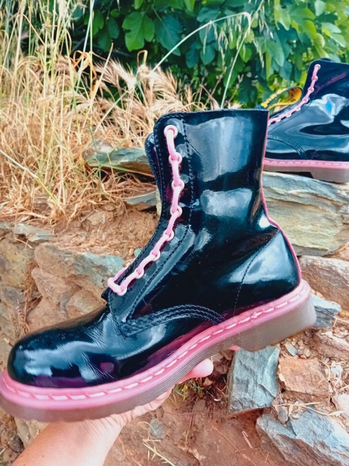 Dr. Martens Pascal vernis noir et rose 39 - photo numéro 4