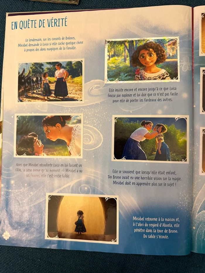 Album livre Panini complet stickers autocollants Disney Encanto famille Madrigal - photo numéro 9