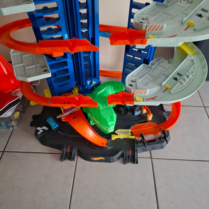Garage ultimate hot wheels - photo numéro 2