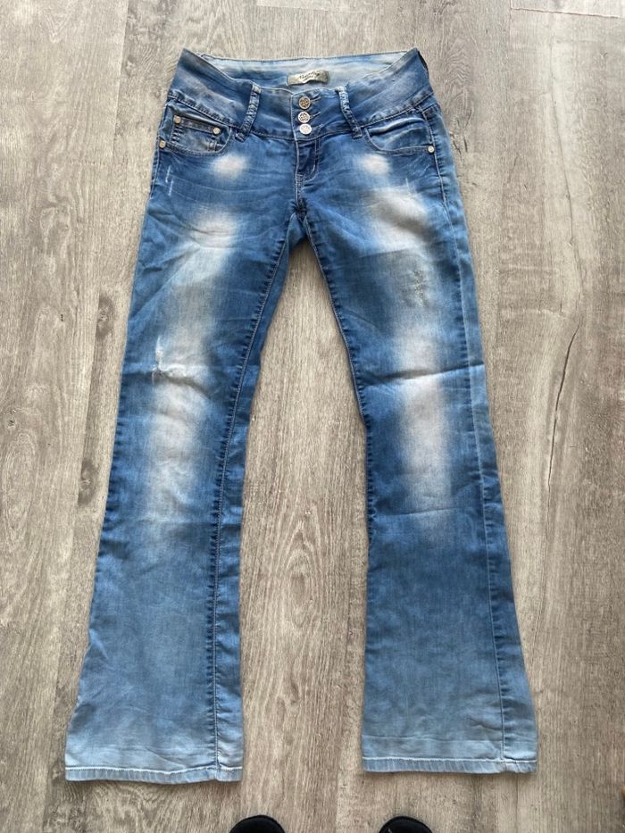 Jeans taille 38 - photo numéro 1