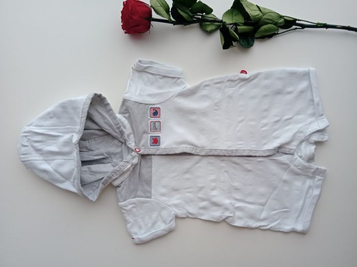 Combinaison cosmonaute 3 mois neuve