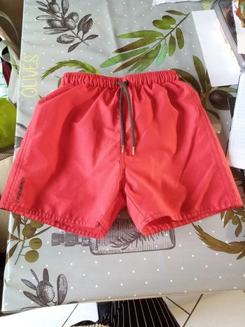 Short de bain rouge 8a