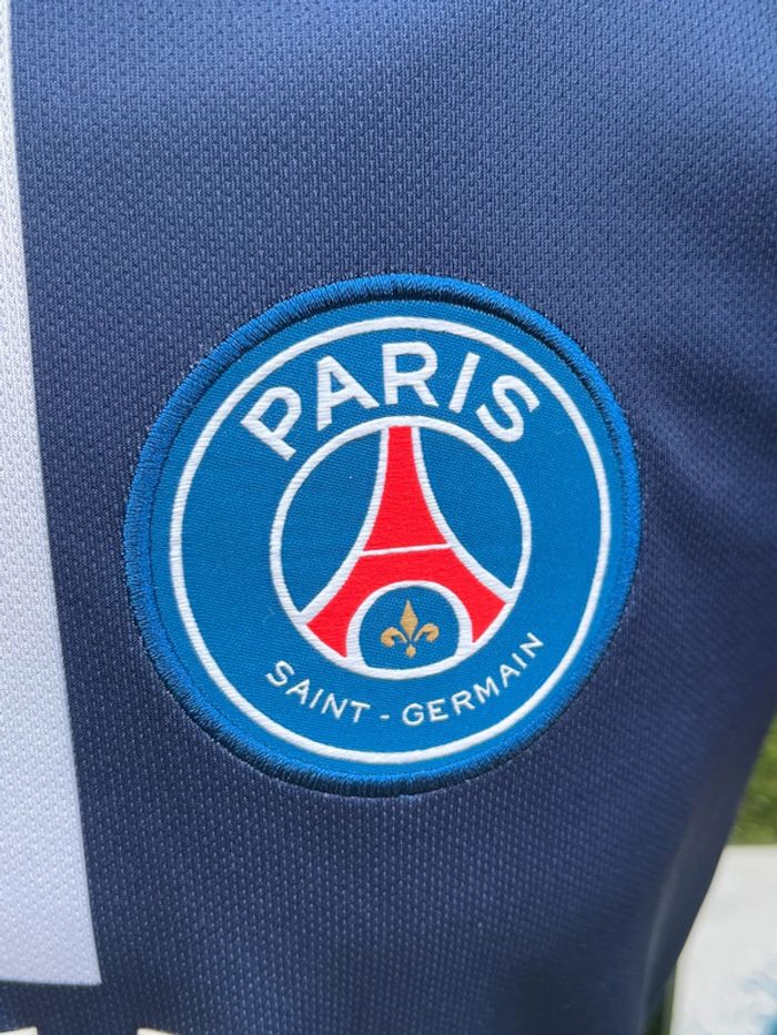 Maillot Neymar PSG - photo numéro 8