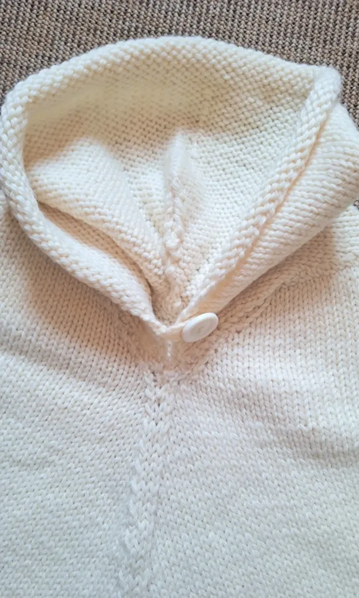 Joli Poncho fille fait main - photo numéro 2