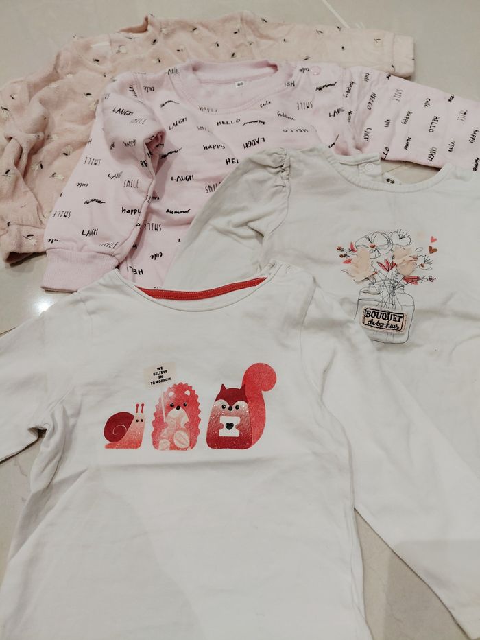 Lot de pull et t-shirt manches longues taille 18 mois 80 cm - photo numéro 2