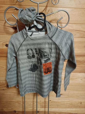 7. T-shirt à capuche Captain Tortue 116
